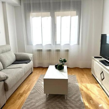 Studio 14 + Garaje Incluido. Nuevo, Elegante, Acogedor. Haro Esterno foto
