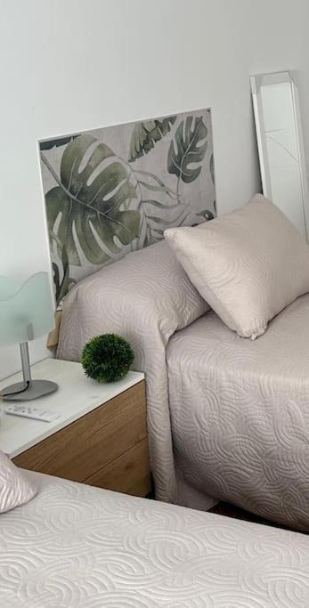 Studio 14 + Garaje Incluido. Nuevo, Elegante, Acogedor. Haro Esterno foto